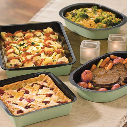 Disposable Bakeware by Chinet